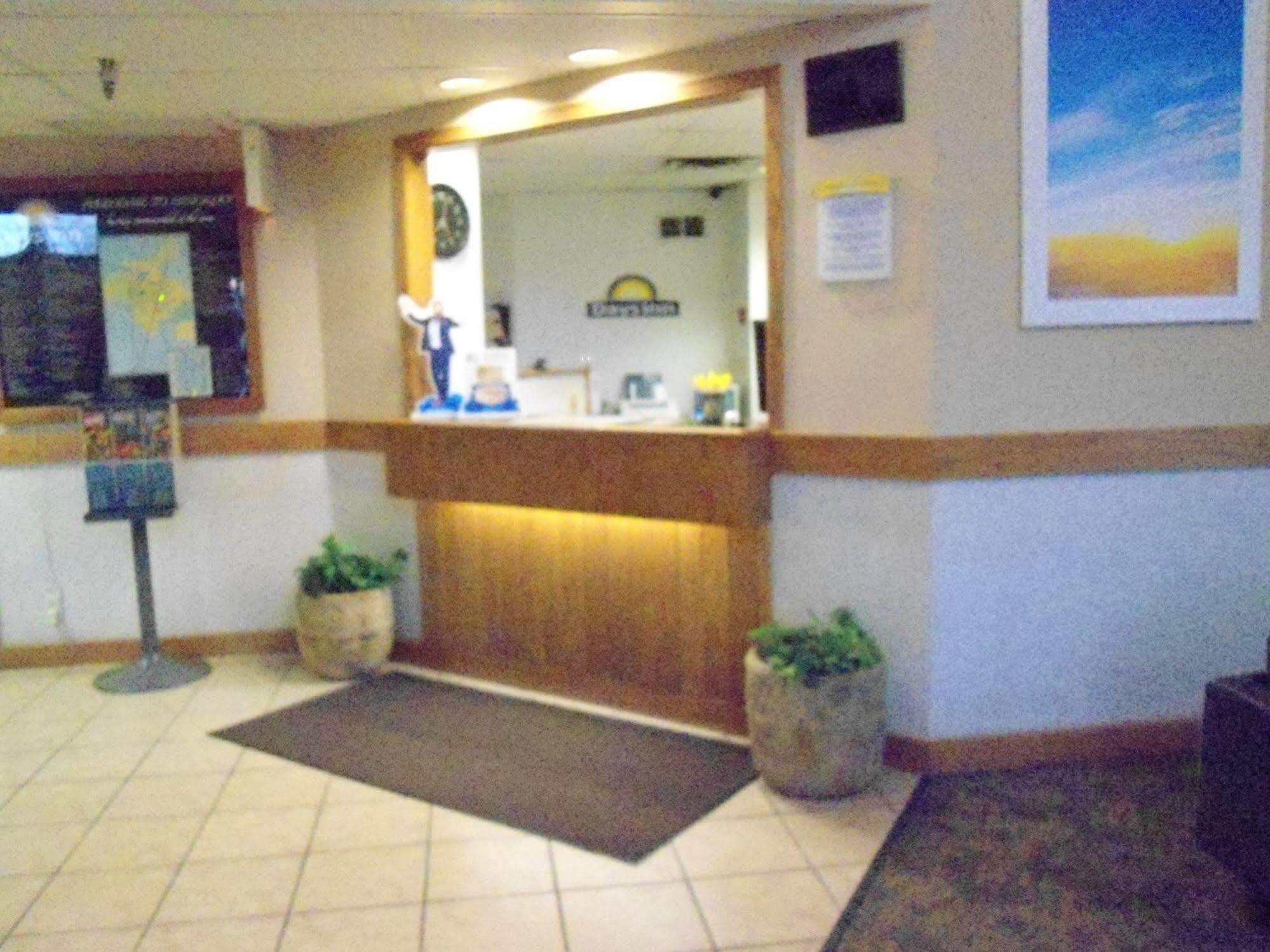 Days By Wyndham Motel
